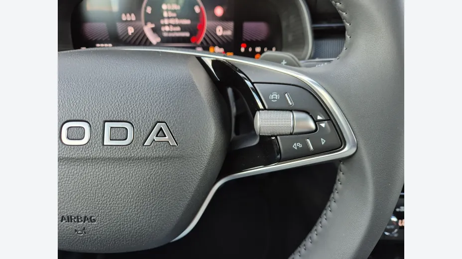 SKODA Kamiq Kamiq 1.0 TSI Drive DSG Nowy