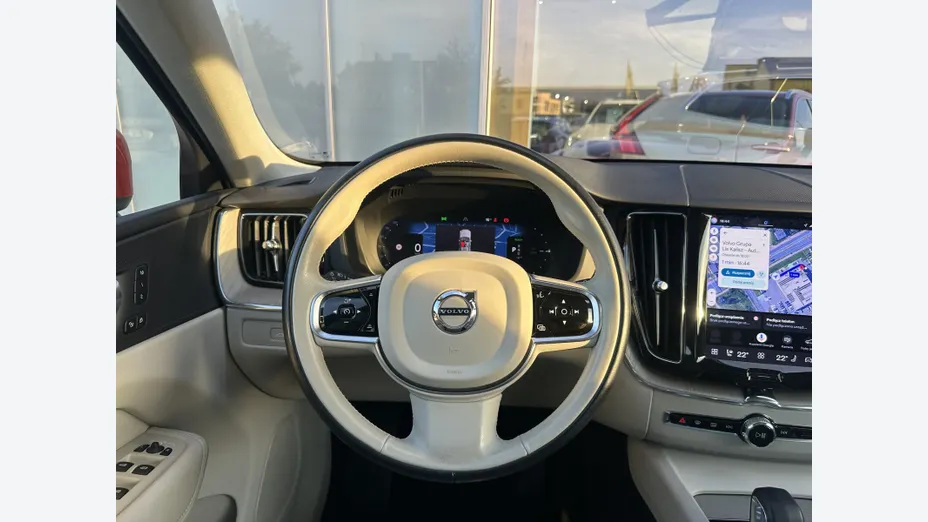 VOLVO XC60 XC60 T6 Plug-In Hybrid AWD Core aut