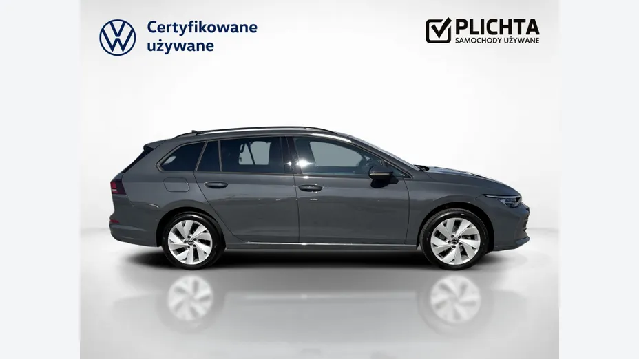 VOLKSWAGEN Golf -