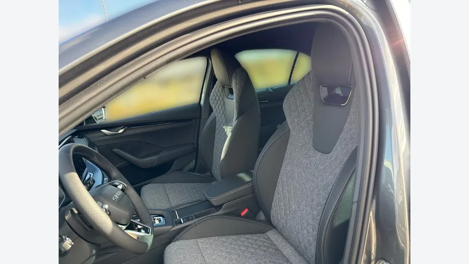 SKODA Octavia Octavia 1.5 TSI mHEV Sportline Tech DSG Nowy