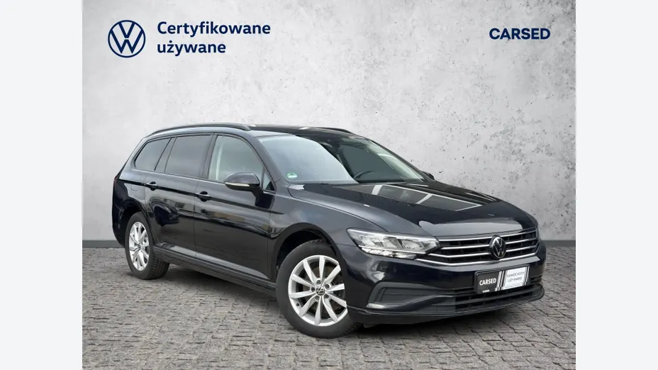 VOLKSWAGEN Passat -