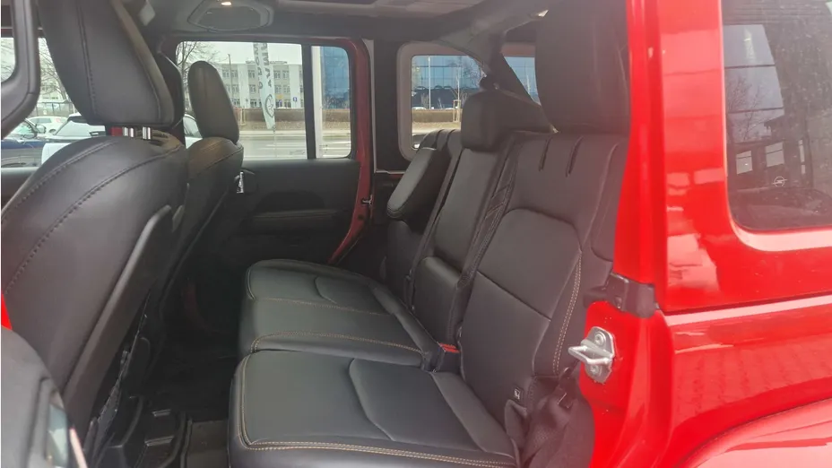 JEEP Wrangler Wrangler Unlimited 2.0 Turbo PHEV 4xe Sahara aut