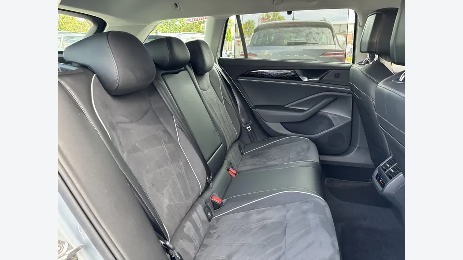 VOLKSWAGEN Passat Passat 2.0 TDI SCR Elegance DSG