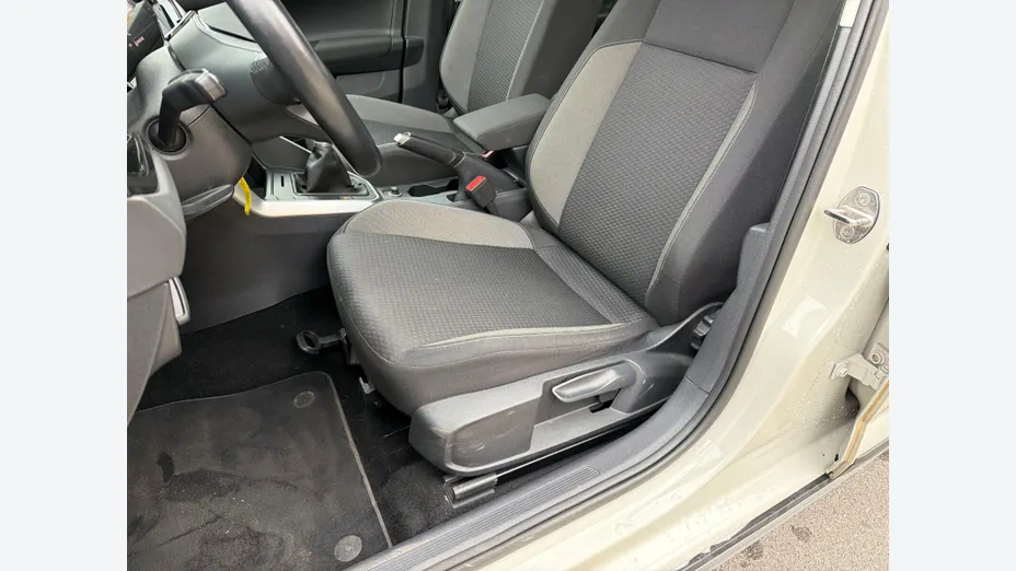 VOLKSWAGEN Taigo Taigo 1.0 TSI Life