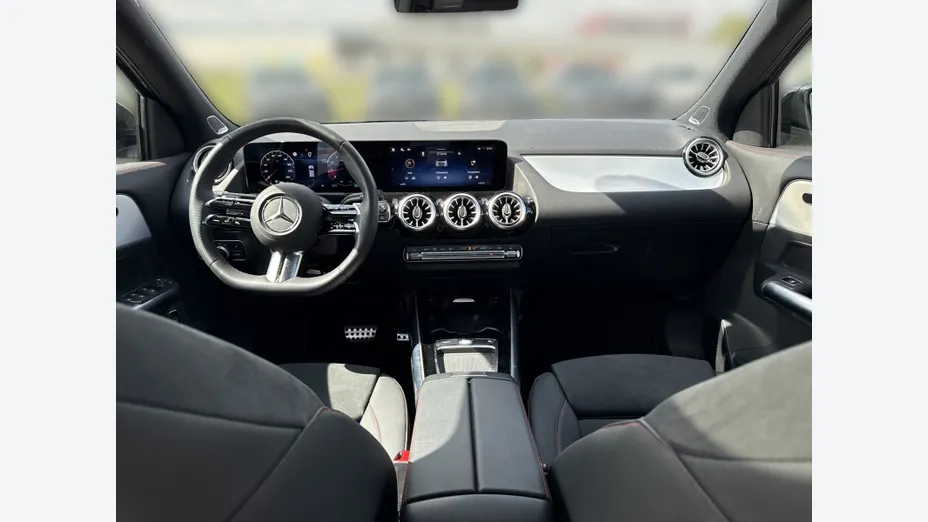 MERCEDES-BENZ GLA GLA 200 mHEV AMG Line 7G-DCT