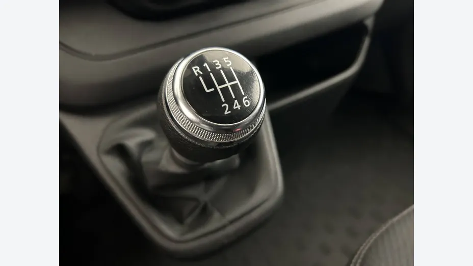 RENAULT Trafic -