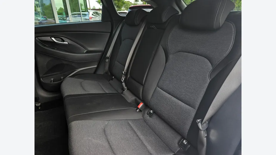 HYUNDAI i30 i30 1.5 T-GDI 48V Smart