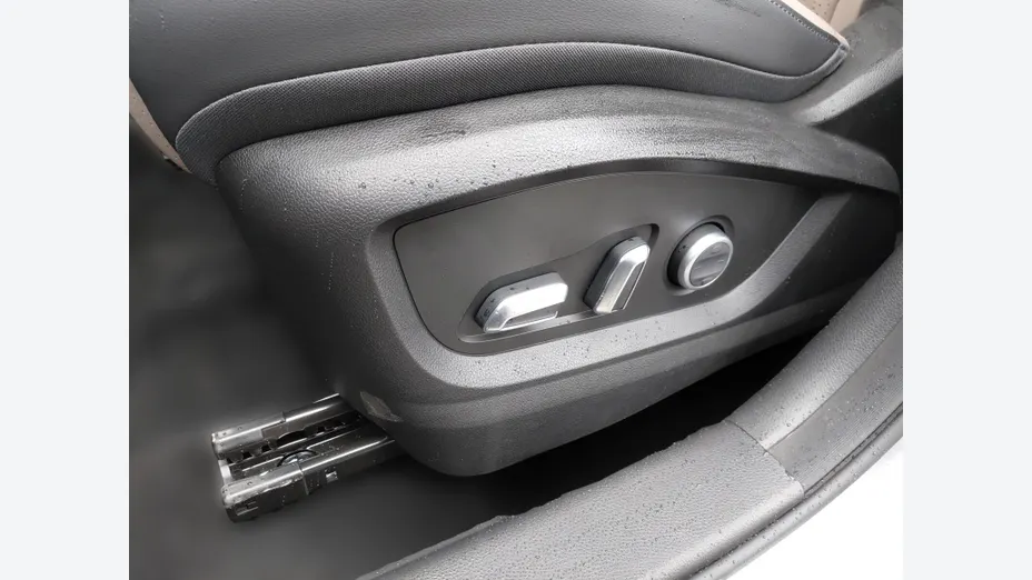 CHERY Tiggo 8 -