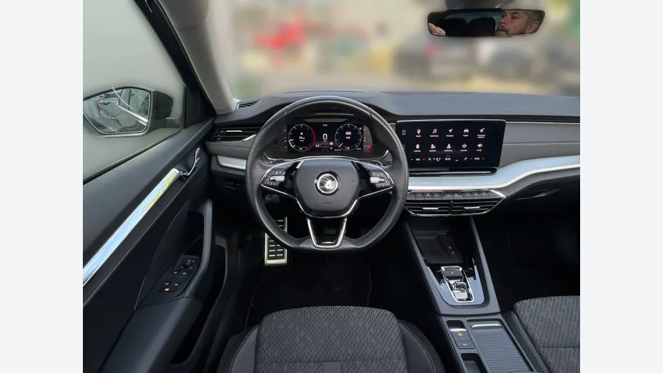 SKODA Octavia -