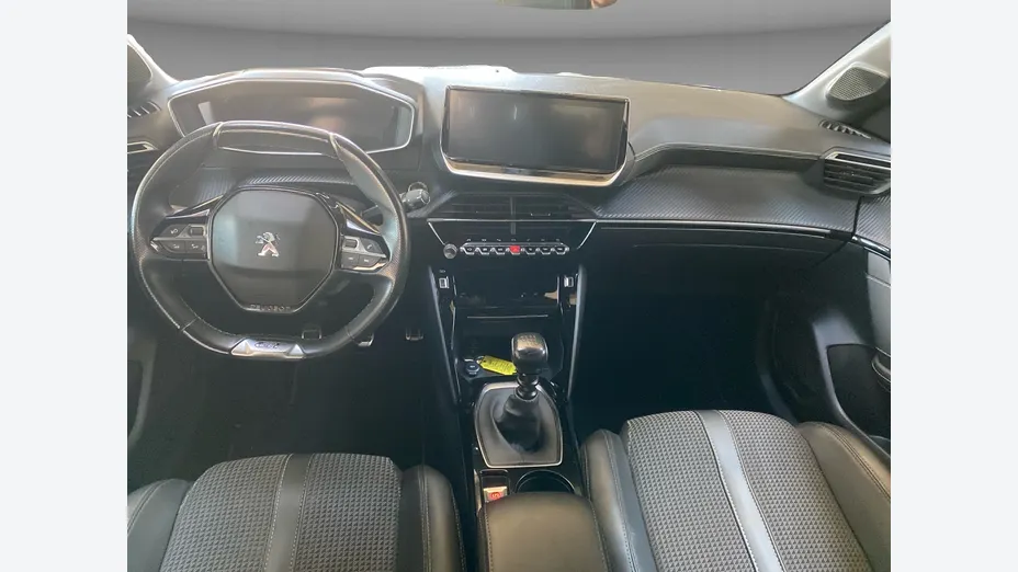 PEUGEOT 208 -