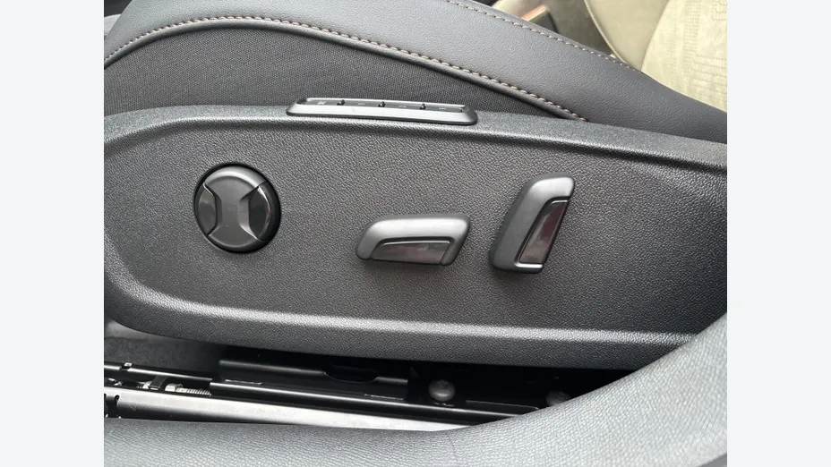 CUPRA Leon Leon 1.5 eTSI mHEV DSG Nowy