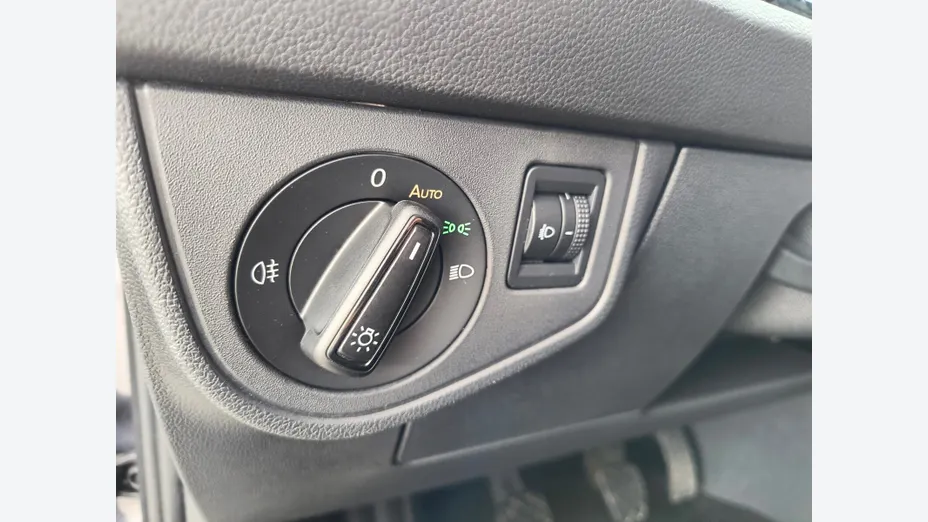 VOLKSWAGEN Taigo Taigo 1.0 TSI Life