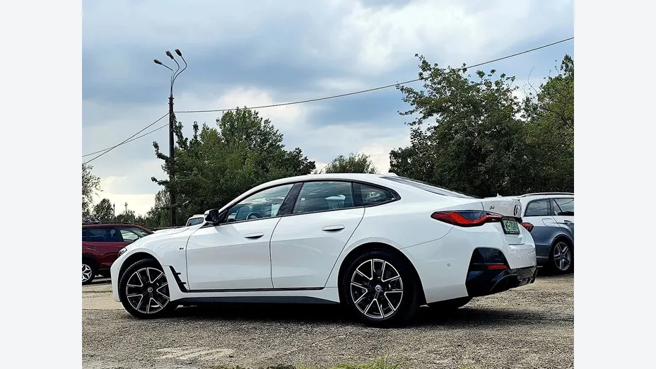 BMW i4 i4 80.7kWh eDrive 40 M Sport
