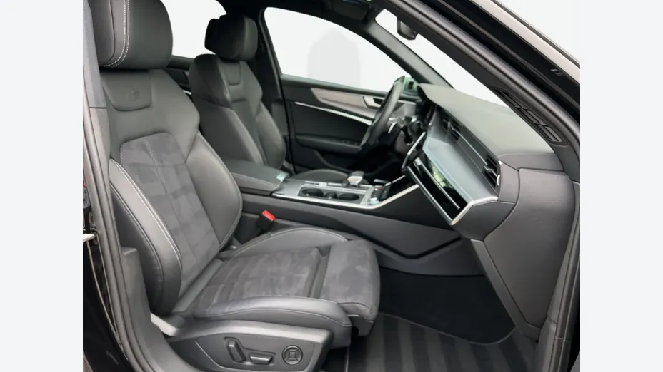 AUDI S6 Avant -