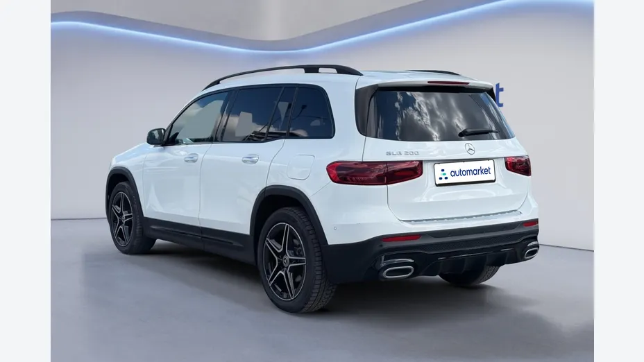 MERCEDES-BENZ GLB GLB 200 AMG Line 7G-DCT
