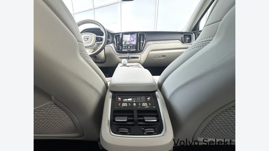 VOLVO XC60 XC60 B5 B AWD Ultimate Dark aut