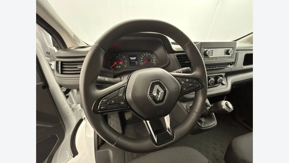 RENAULT Trafic -