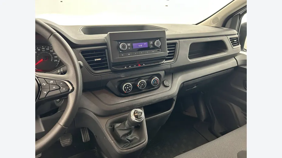 RENAULT Trafic -
