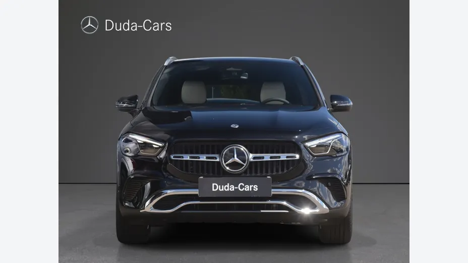 MERCEDES-BENZ GLA -