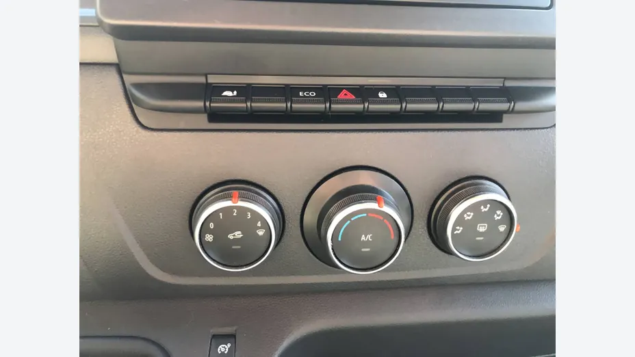 RENAULT Master -