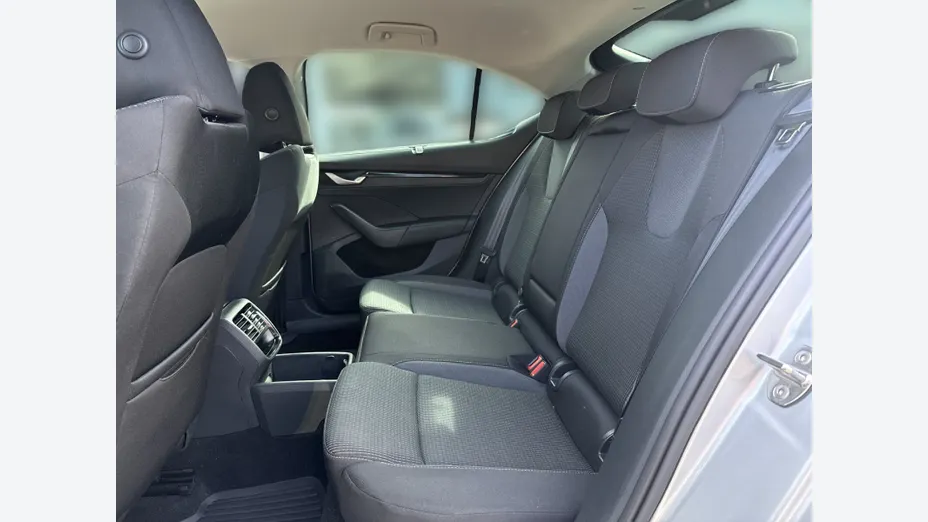 SKODA Octavia -