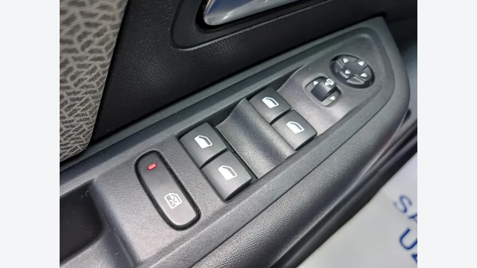 CITROEN C4 X C4 X 1.2 PureTech Shine S&S EAT8