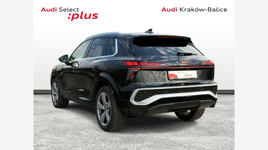 AUDI Q3 Q3 TFSI mHEV 110 kW S tronic