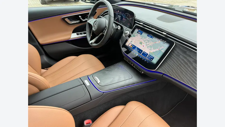 MERCEDES-BENZ E Klasa E 220 d mHEV 4-Matic Avantgarde 9G-Tronic