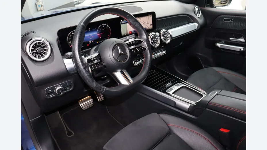 MERCEDES-BENZ GLB GLB 200 d AMG Line 8G-DCT