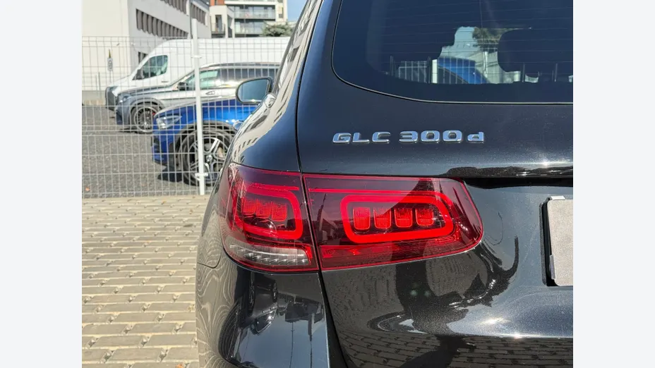 MERCEDES-BENZ GLC GLC 300 d 4-Matic