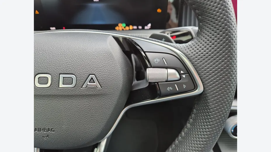 SKODA Superb Superb 2.0 TSI Sportline DSG Nowy