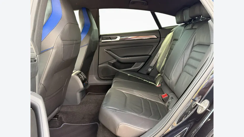 VOLKSWAGEN Arteon Arteon 2.0 TSI 4Motion R DSG