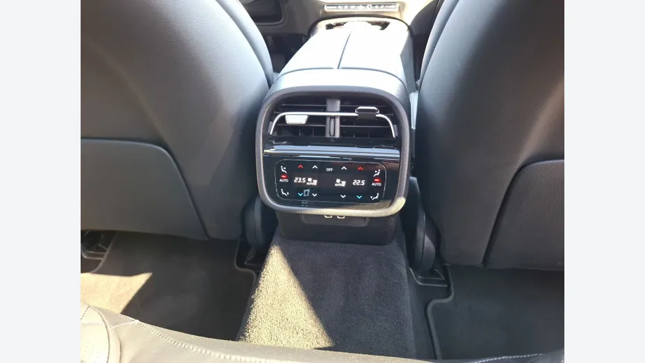 MERCEDES-BENZ E Klasa E 300 de PHEV 4-Matic Exclusive 9G-Tronic