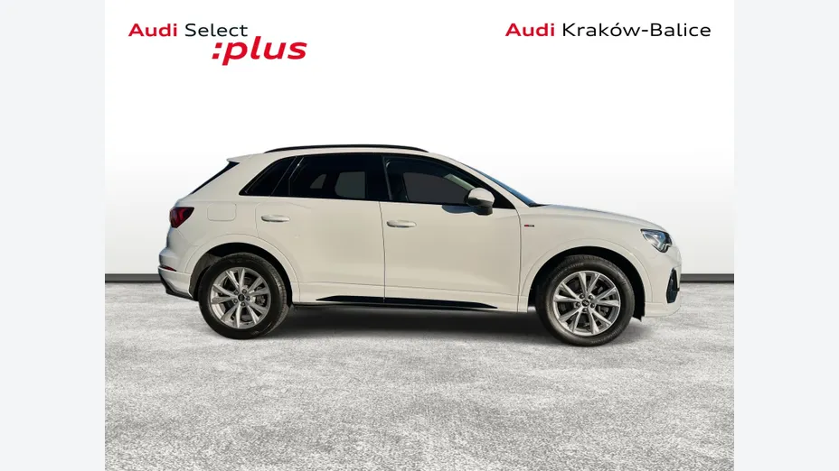 AUDI Q3 -