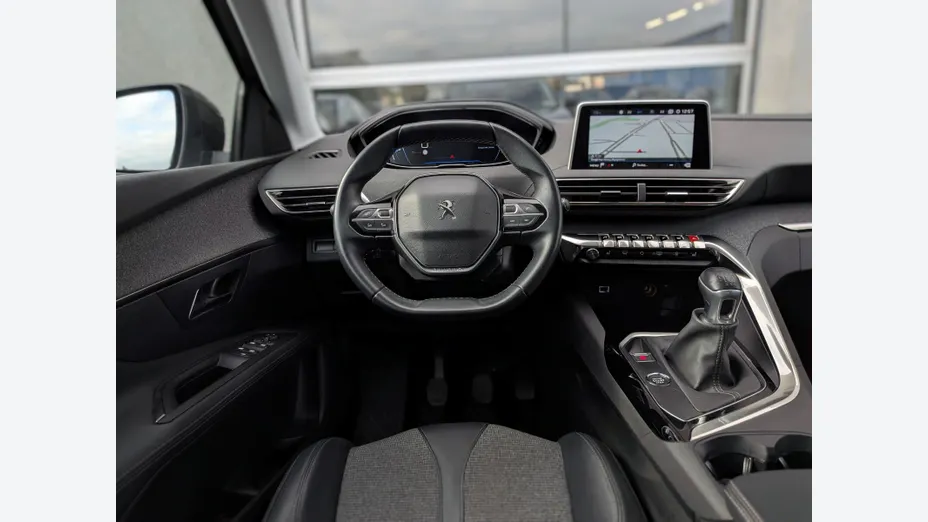 PEUGEOT 3008 3008 1.2 PureTech Allure S&S