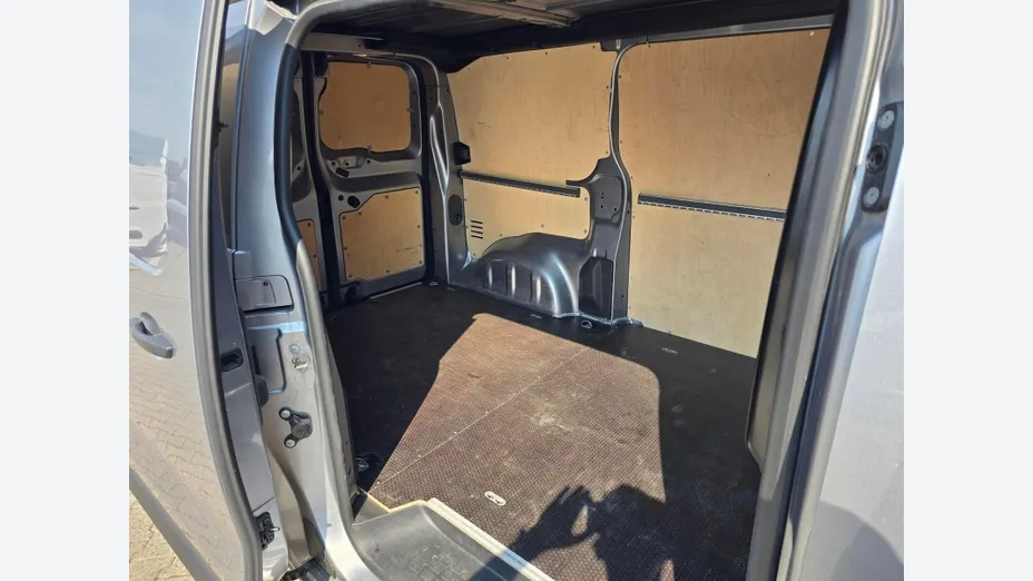 PEUGEOT Expert Expert 1.5 BlueHDi Standard 2,7t