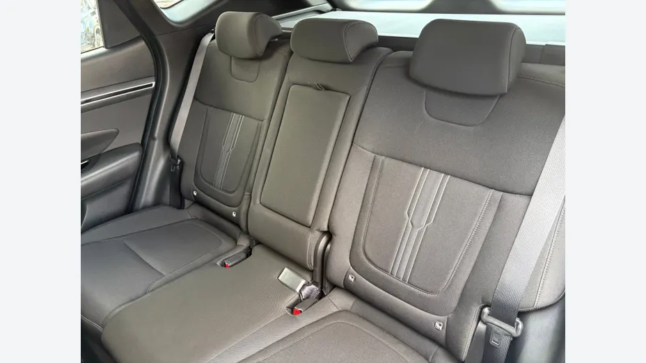 HYUNDAI Tucson Tucson 1.6 T-GDi HEV Modern 2WD aut