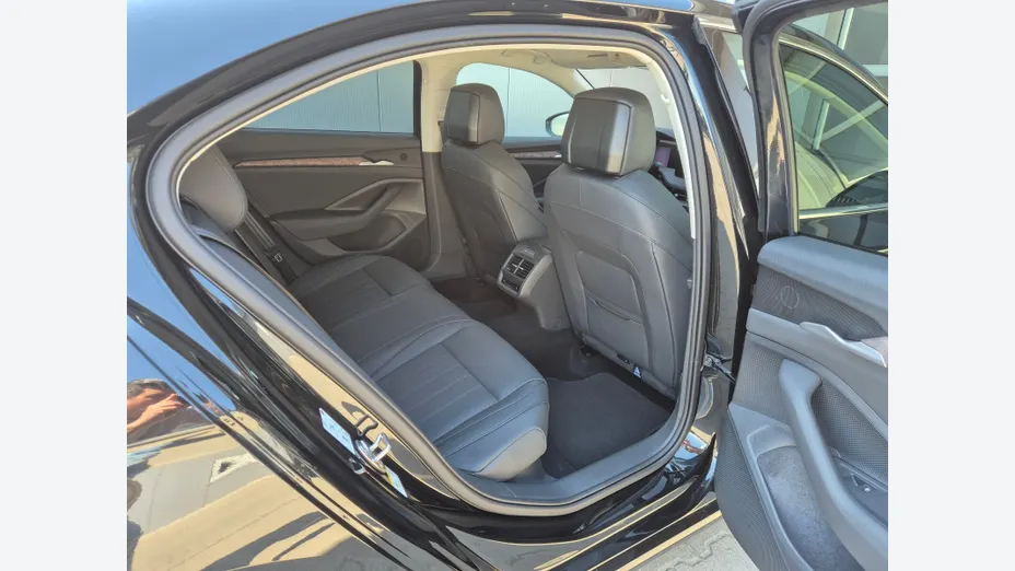SKODA Superb Superb 2.0 TDI SCR 4x4 L&K DSG Nowy