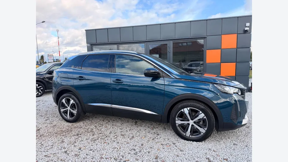 PEUGEOT 3008 -