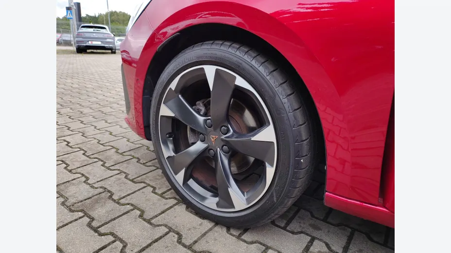 CUPRA Leon Leon 1.5 eTSI DSG