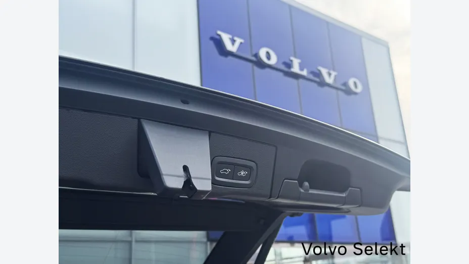 VOLVO XC60 XC60 B5 B AWD Ultimate Dark aut