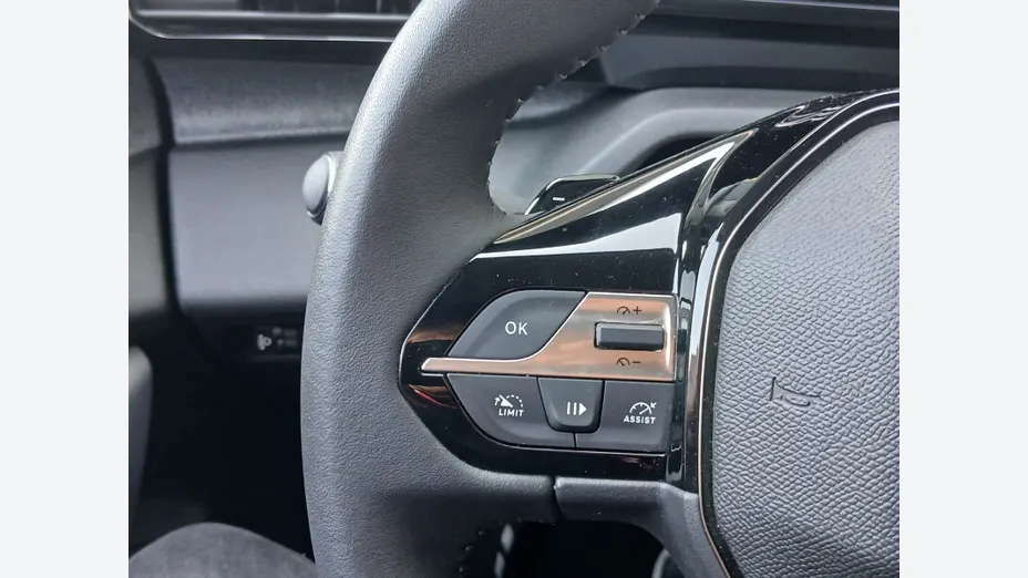 PEUGEOT 308 308 1.2 PureTech Allure S&S EAT8