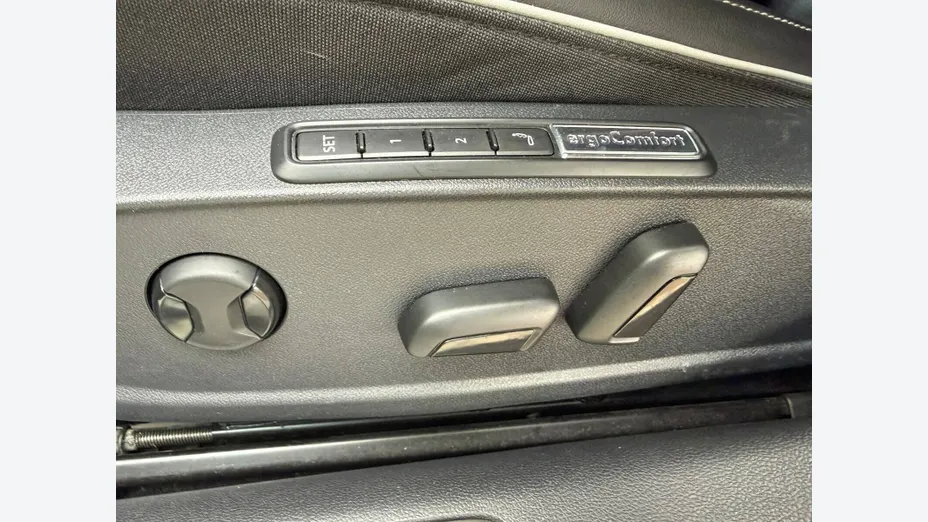 VOLKSWAGEN Arteon Arteon 2.0 TSI R-Line DSG