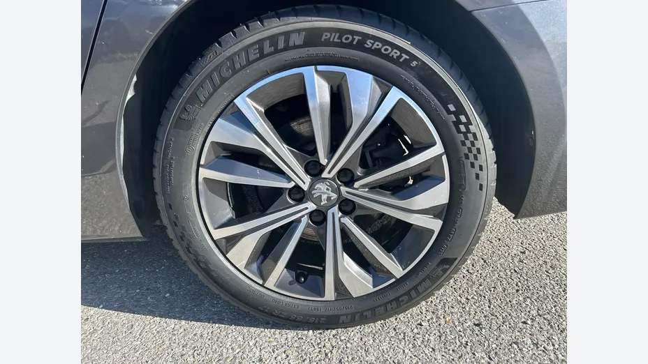 PEUGEOT 508 -