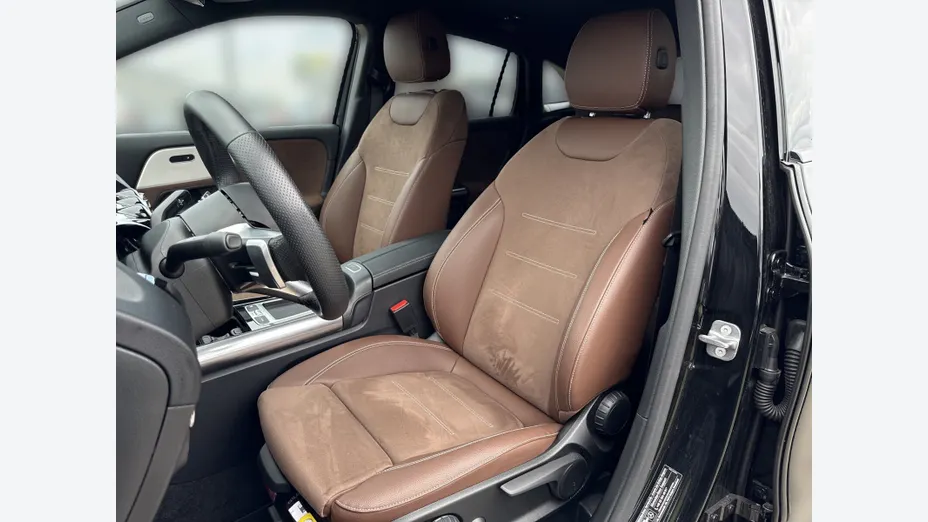 MERCEDES-BENZ GLA GLA 200 mHEV AMG Line 7G-DCT