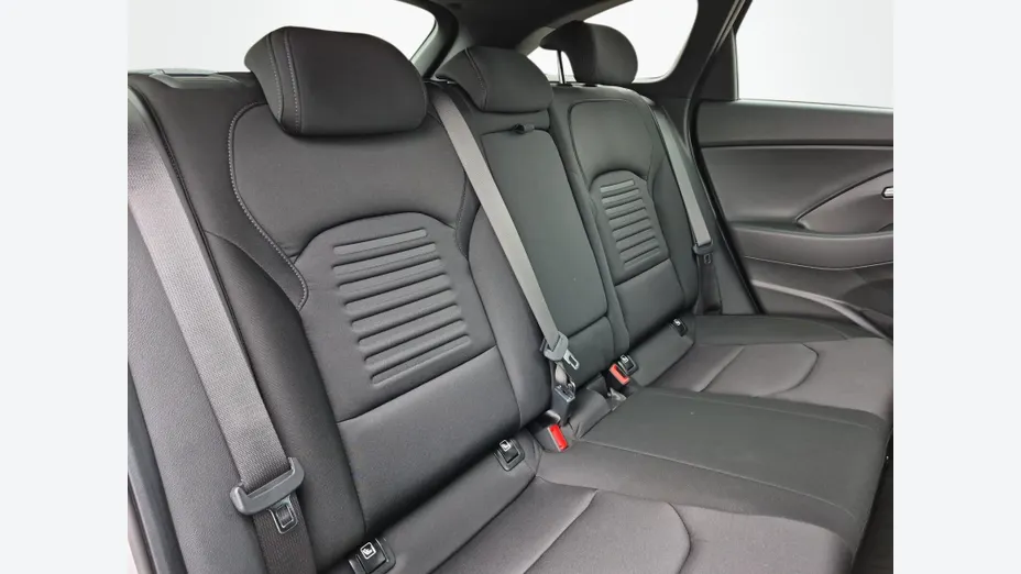 HYUNDAI i30 -