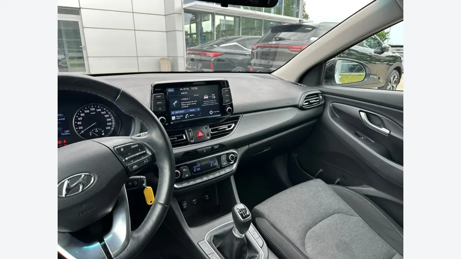 HYUNDAI i30 i30 1.5 T-GDI 48V Smart