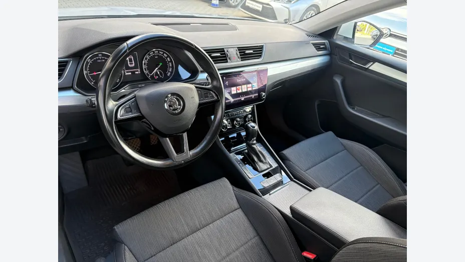 SKODA Superb Superb 2.0 TDI Ambition DSG