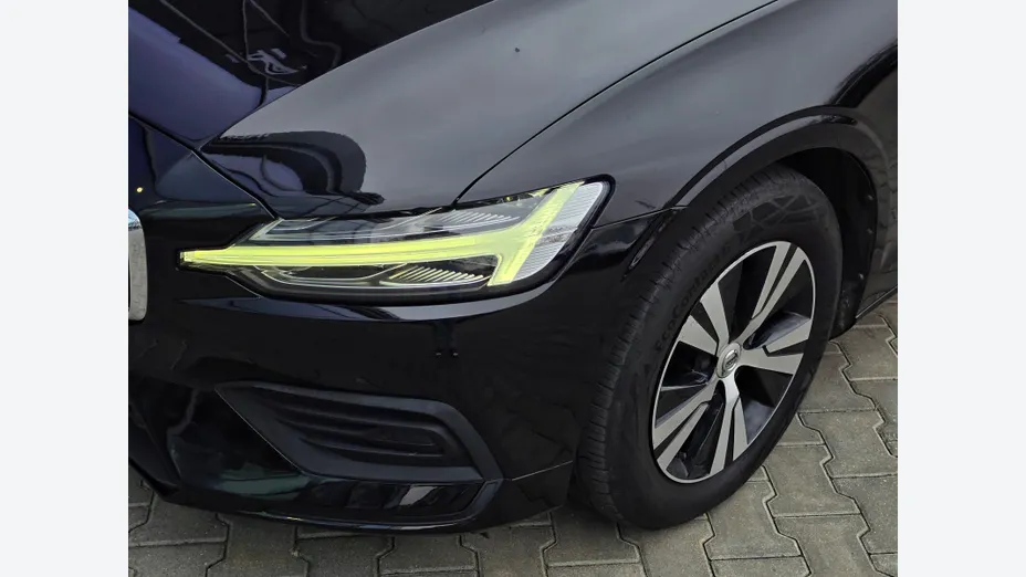 VOLVO V60 V60 D3 Momentum aut