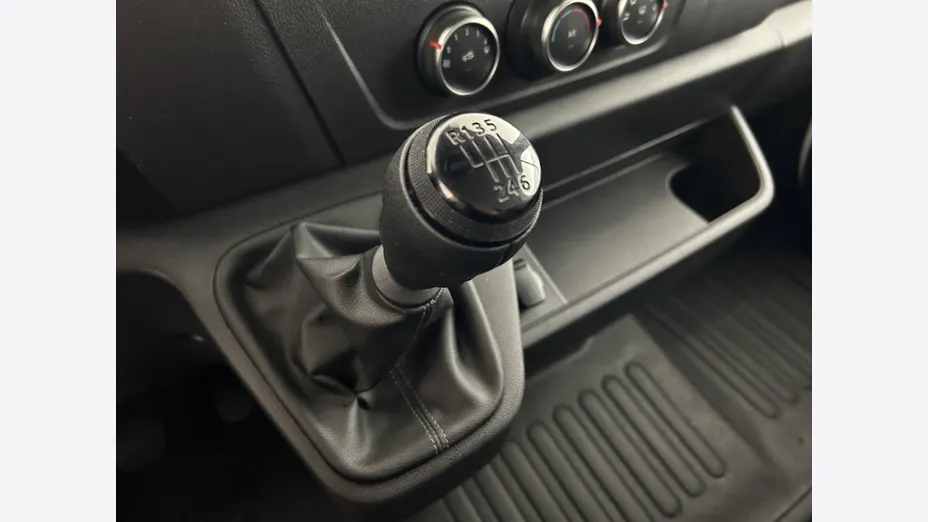 RENAULT Master -